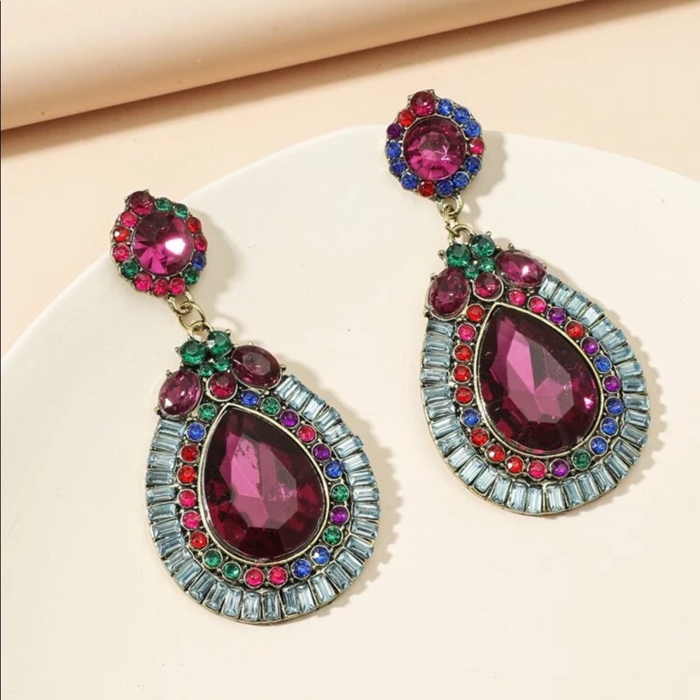 ❤️Beautiful Rhinestone Drop Earrings - Picture 3 of 4